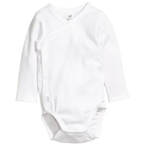 NWT H&M White 100% Organic Cotton Long-Sleeve Baby Bodysuit with Snaps - PREEMIE